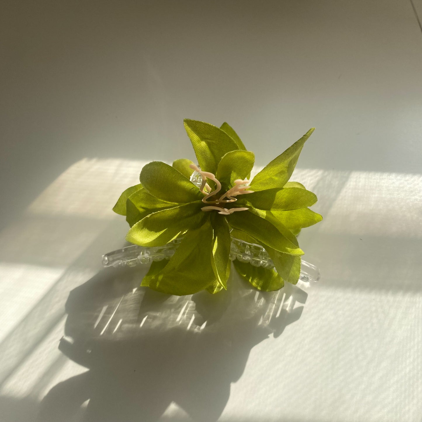 Tropicana hair clamp