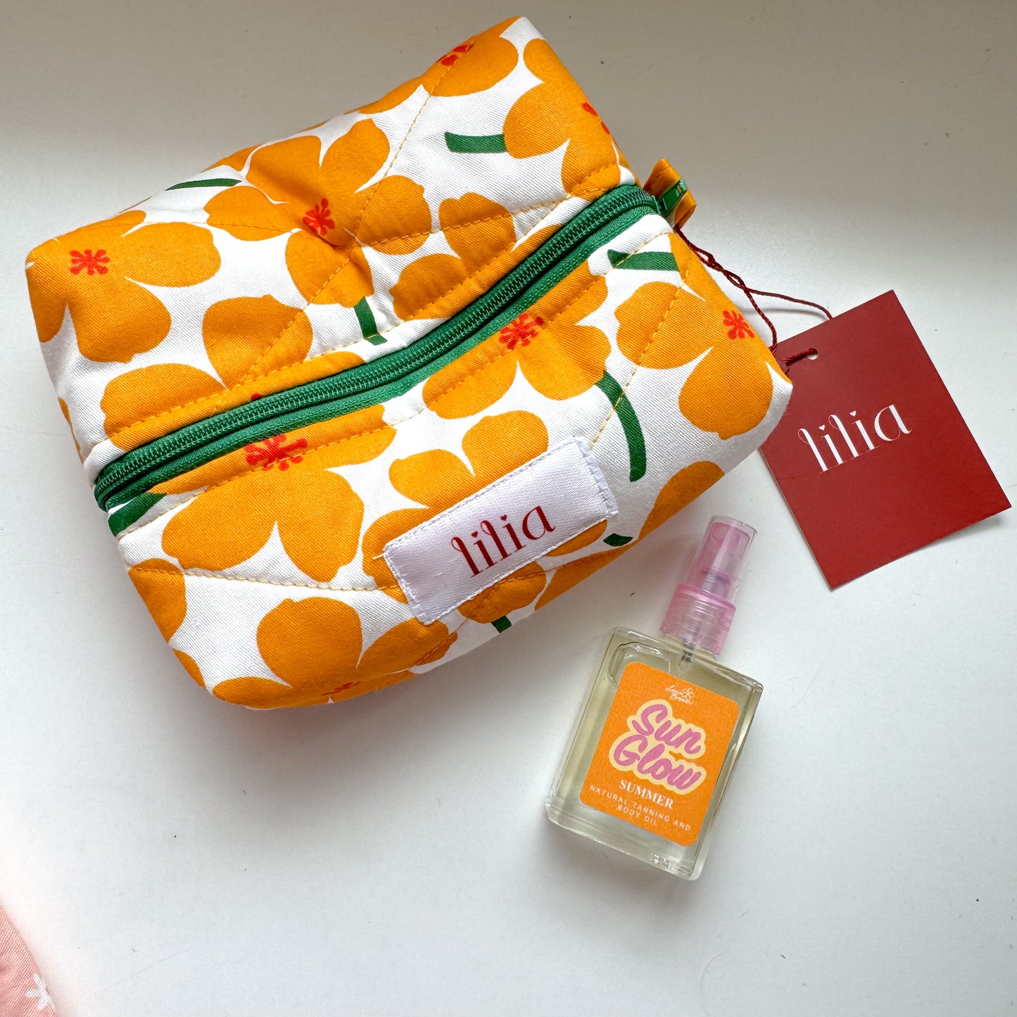 Love Brown x Love Lilia | Puffy pouch & Tanning Oil (ltd ed.)