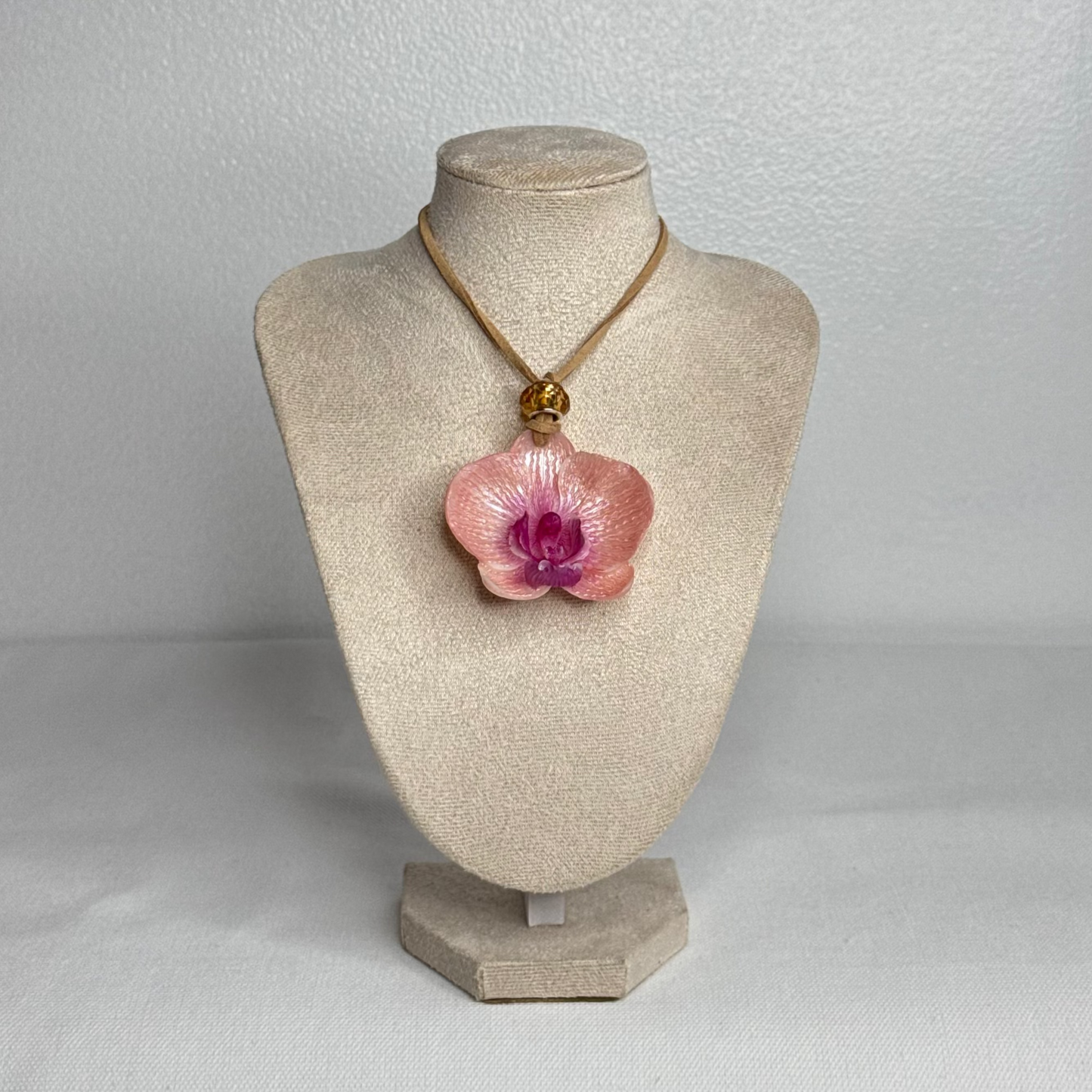 Love Brown Mayumi Necklace 09