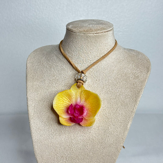 Love Brown Mayumi Necklace 10