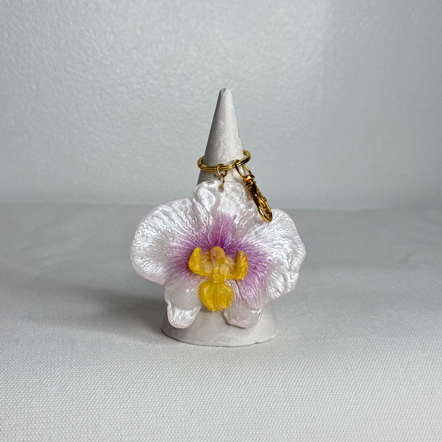 Love Brown Mayumi Keychain (White Purple)