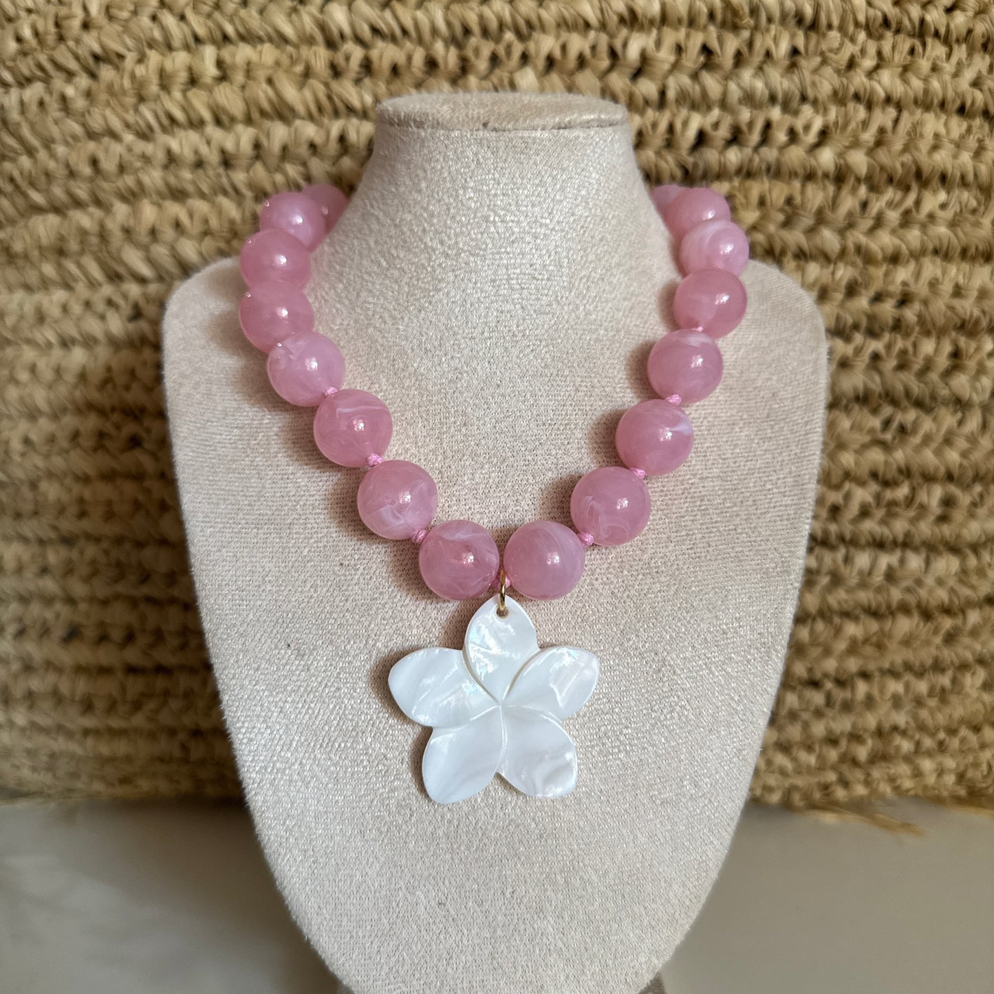 Chunky Mutya Necklace Baby Pink