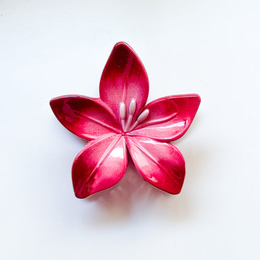 Love Brown Lily Flower Hair Clamp