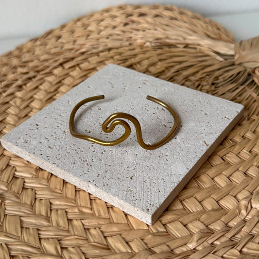 Love Brown x Nuno sa Tanso: Brass Bangle 2